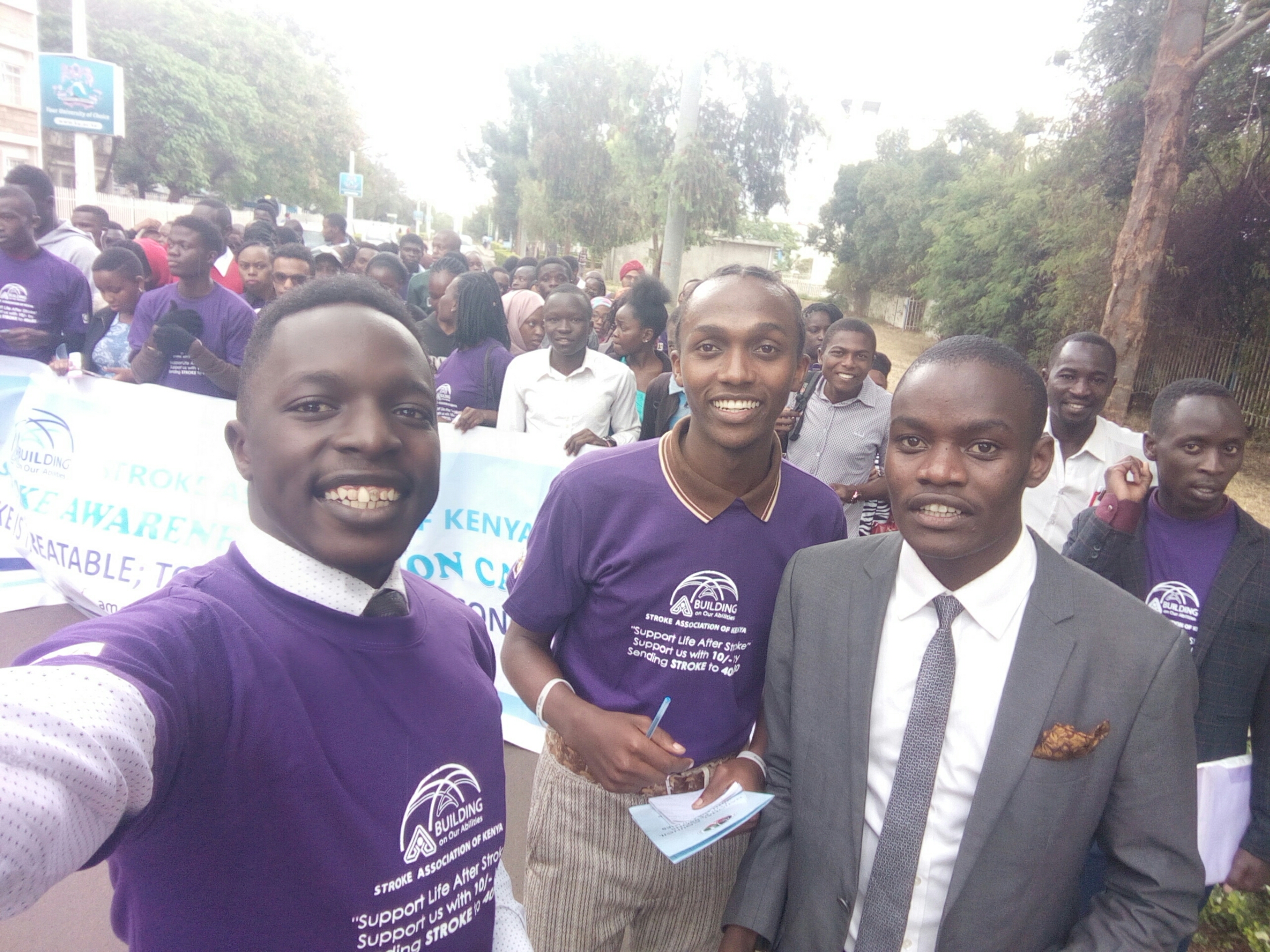 PhotoGrid_1541408104198