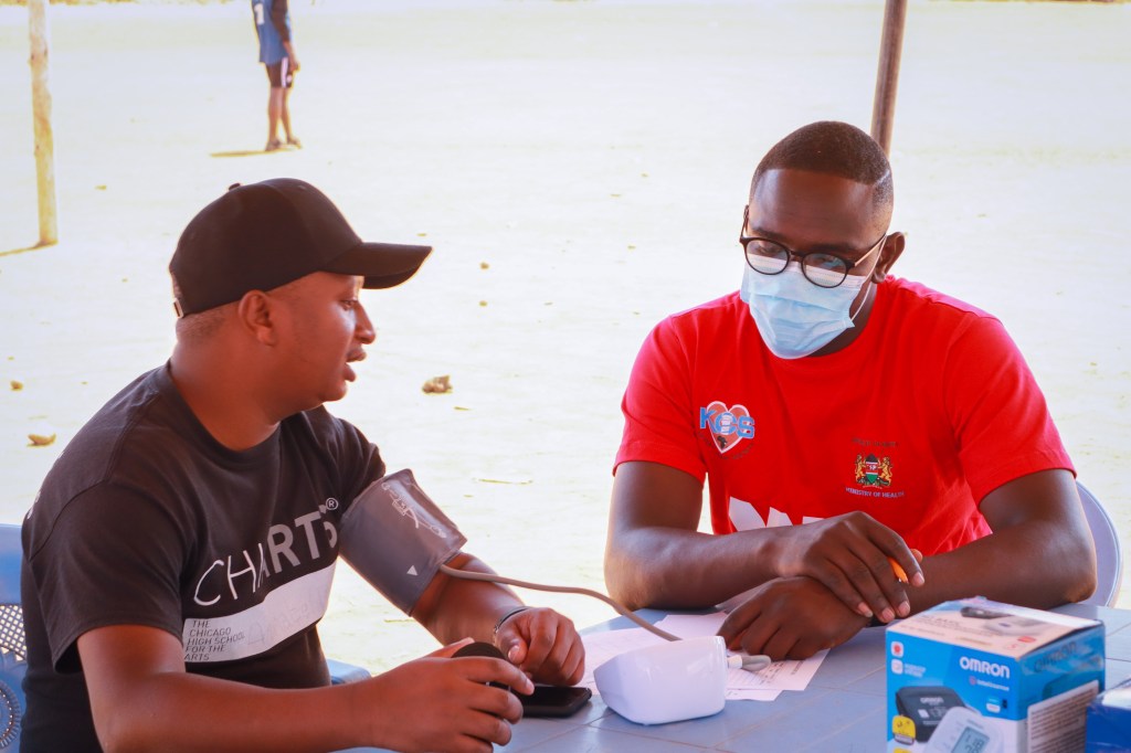 Getting Ready for May Measurement Month: Stowelink’s Commitment to Cardiovascular&nbsp;Health